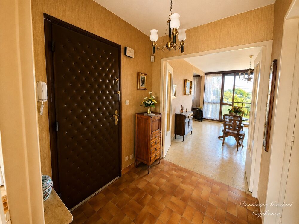 Vente Appartement SAINT-ÉTIENNE – T3 72 m² – DERNIER ÉTAGE – 2 BALCONS – GARAGE DOUBLE – VUE DÉGAGÉE Saint etienne