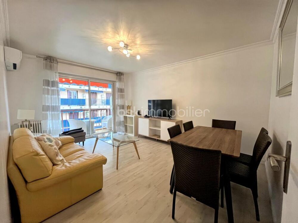 VALLAURIS CENTRE - CHARMANT T3 DE 60 M² AVEC TERRASSE