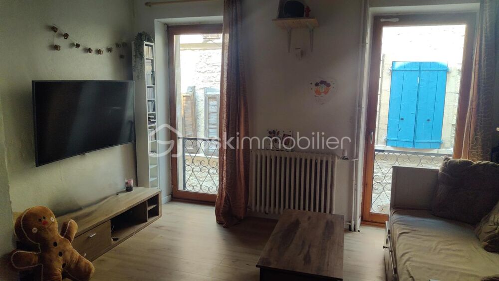 Maison T4 de charme de plus de 100 m2 au coeur de Mane en Provence (04)
