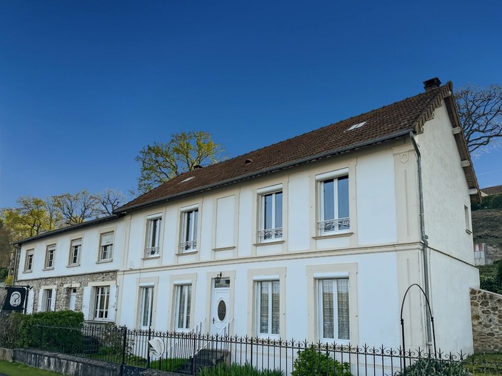 BOISSISE LE ROI (77) Bords de Seine, Maison de caractère 216 m2 environ 7 pièces sur terrain de 700 m2