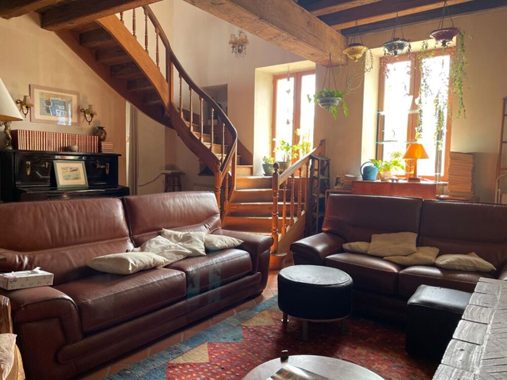 Maison Sainte Solange 7 pièce(s) 280 m2 sur terrain de 845 m²