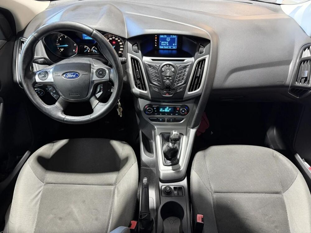 Focus III Hatchback 1.6 TDCI FAP S&S 95 cv TREND 2012 occasion 85190 Venansault