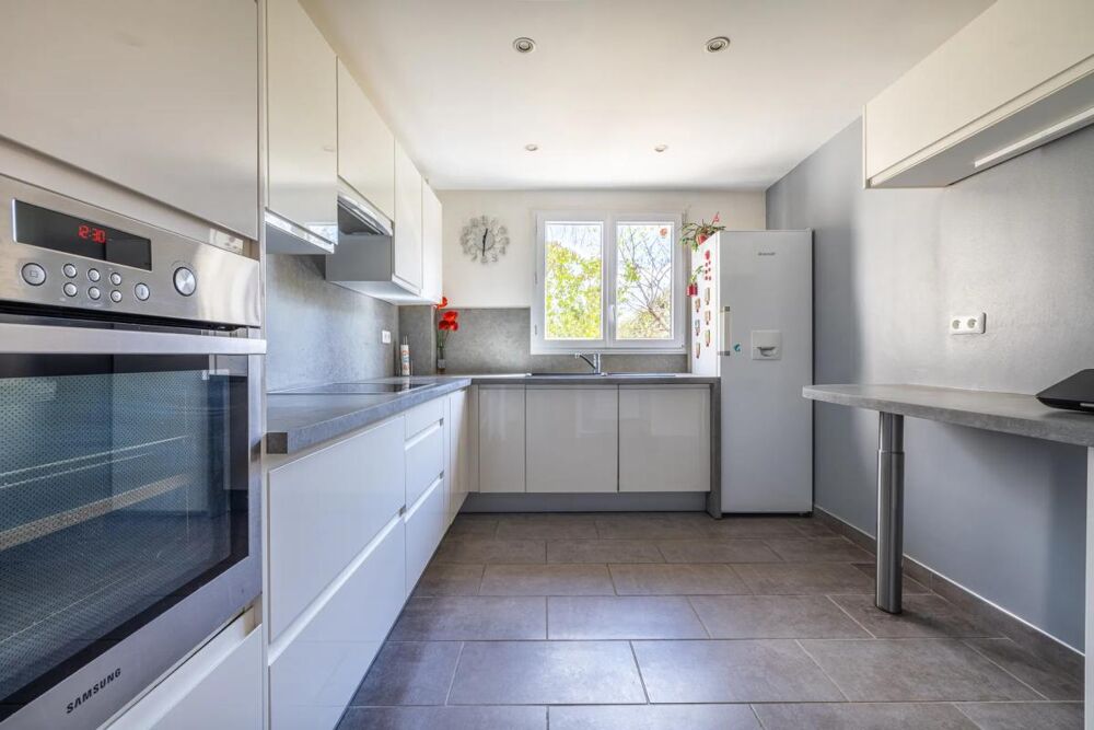 Maison de 8 pièces de 183 m² à Saint-Michel-sur-Orge