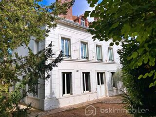  Propriété/château à vendre 11 pièces 317 m²
