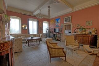  Maison � vendre 9 pi�ces 205 m�
