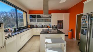  Propriété/château à vendre 15 + pièces 696 m²