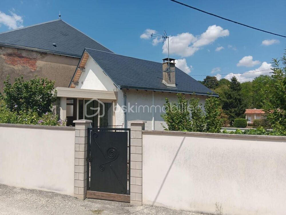 Maison 5 pièces 75 m² · à Civray · 75 m² · 93 000 €