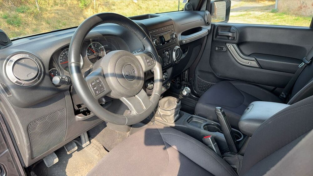 Wrangler JKU 2.8 CRD 200 4WD Sport - Toit ouvrant 2014 occasion 88100 Saint Die Des Vosges