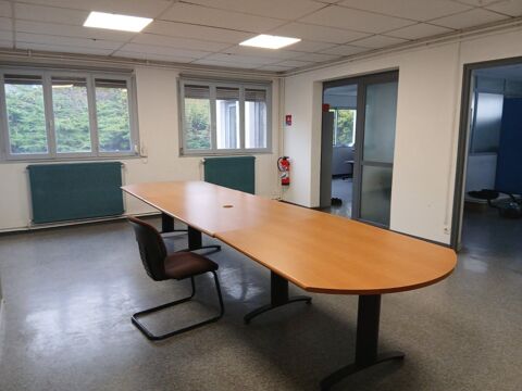   A VENDRE - BATIMENT D'ACTIVITE ET BUREAUX 