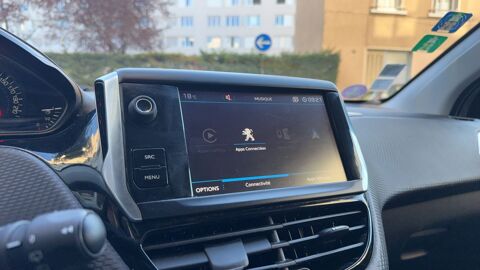 2008 1.2 PureTech 82 Active 2017 occasion 69008 Lyon