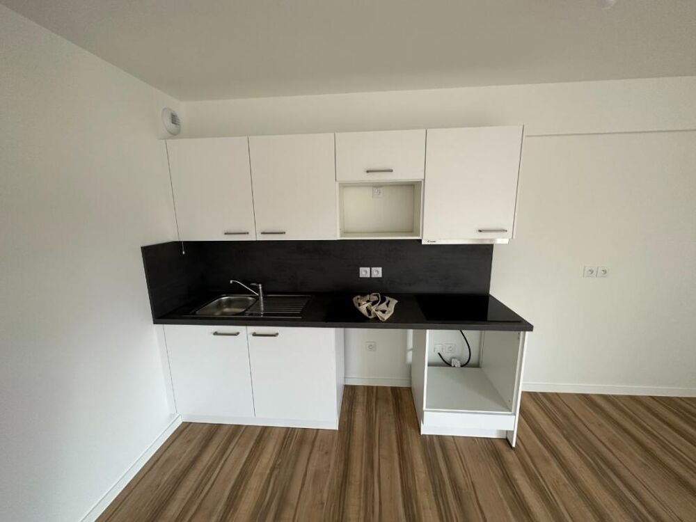 Location Appartement T3 avec balcon et parking à COULOMIERS Coulommiers