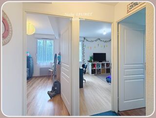  Appartement � vendre 4 pi�ces 77 m�