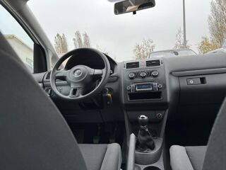 Touran II 1.2 TSI 105 BLUEMOTION TECHNOLOGY TRENDLINE 2011 occasion 78240 Chambourcy