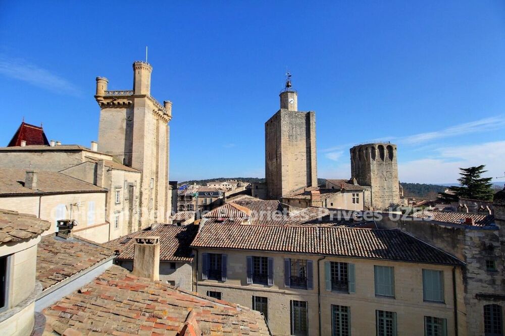  vendre  Htel Particulier Uzs (30700)