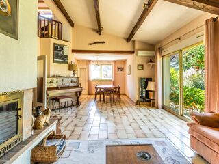  Villa à vendre 6 pièces 180 m²