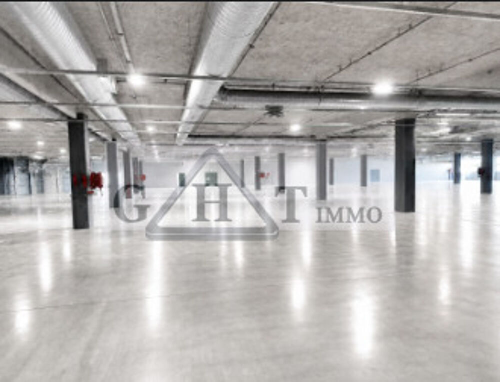   SAINT-DENIS – STADE DE FRANCE – LOCAL COMMERCIAL 4 329 M² À LOUER Saint denis