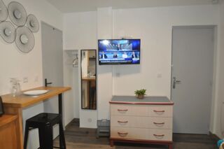  Immeuble à vendre 11 pièces 182 m²