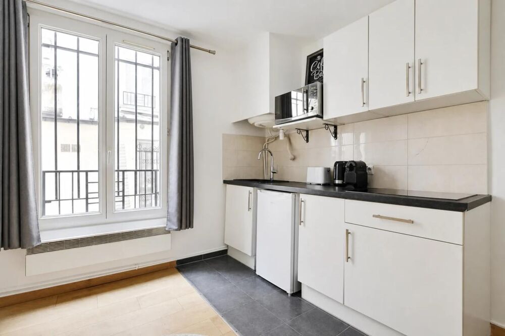 Vente Appartement Appartement 2 pièces de 30 m² au calme absolu –  75011 Paris 11
