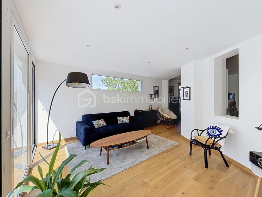 Vente Maison Charmante maison familiale avec 2 chambres, bureau et jardin de 497 m² Champigny sur marne