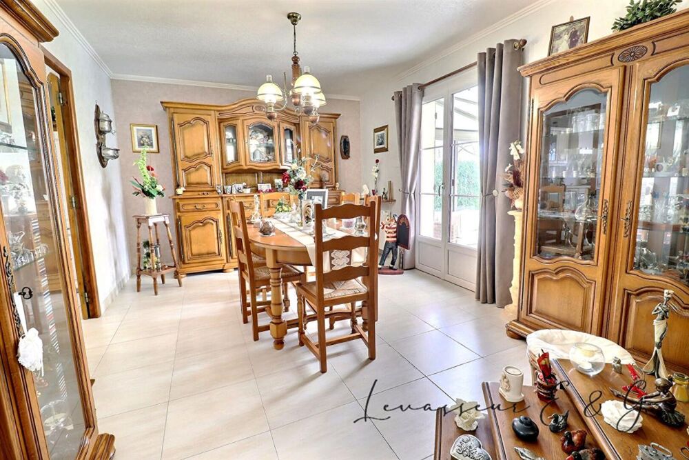 Vente Maison Entre Bresles et Beauvais 60510 - Pavillon sur sous sol total sans travaux 3 chambres sur 1672m² Oroer