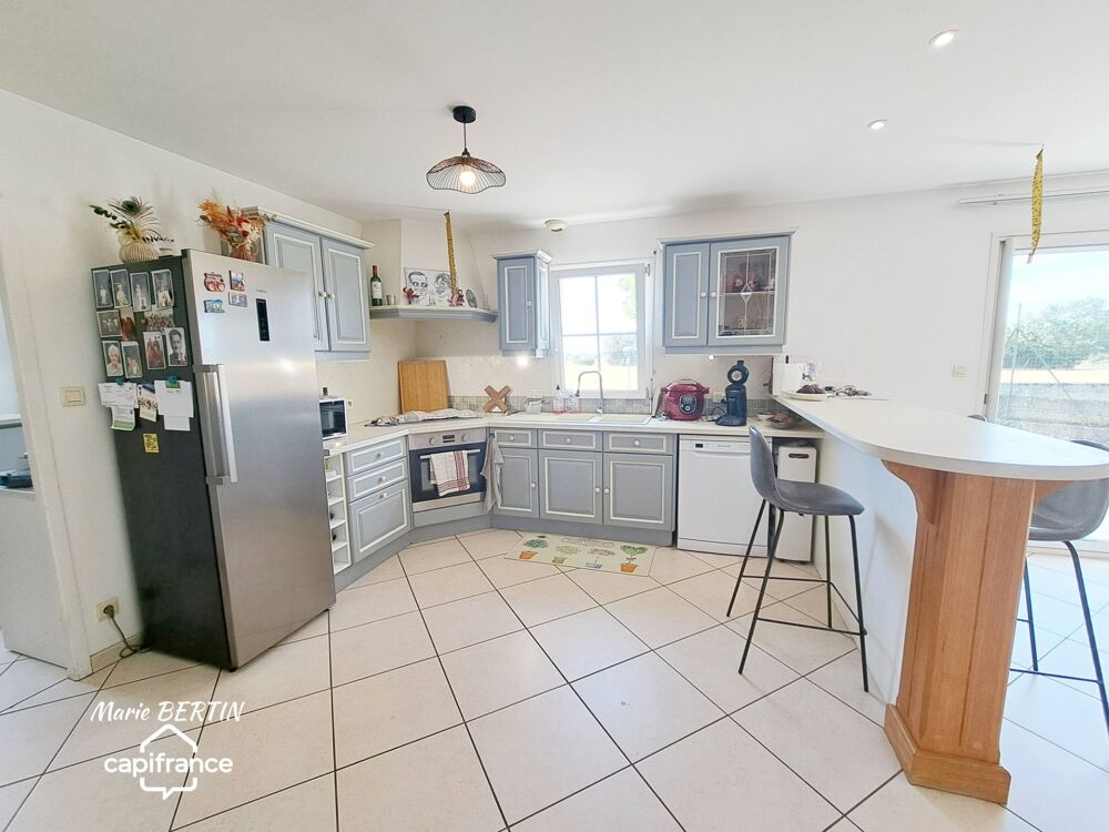 Vente Maison Maison à vendre 7 pièces CELLES SUR BELLE (79) Celles sur belle