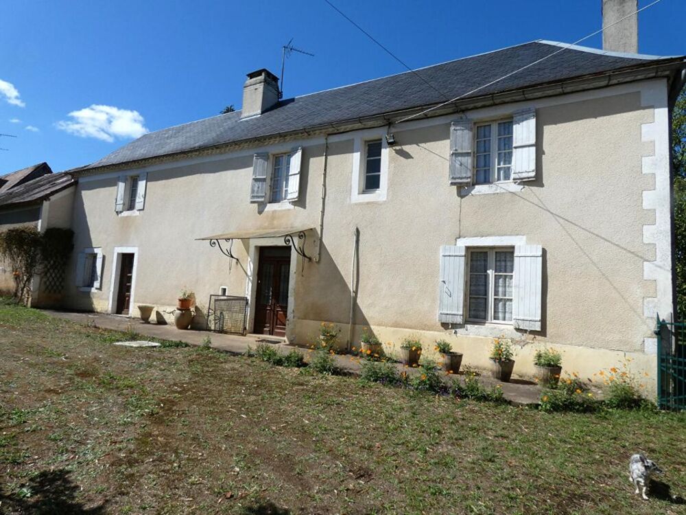 Maison 160 m2 / 4 chambres / 2 granges / terrain 3500m² environ