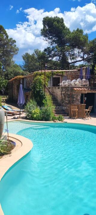  Propri�t�/ch�teau � vendre 4 pi�ces 215 m�