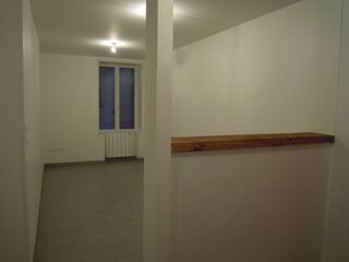 Appartement à louer 1 pièce 40 m² Fourchambault