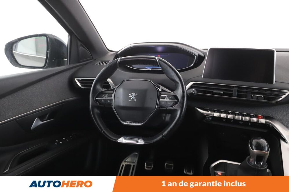 3008 1.2 PureTech GT Line 130 ch 2019 occasion 92130 Issy-les-Moulineaux
