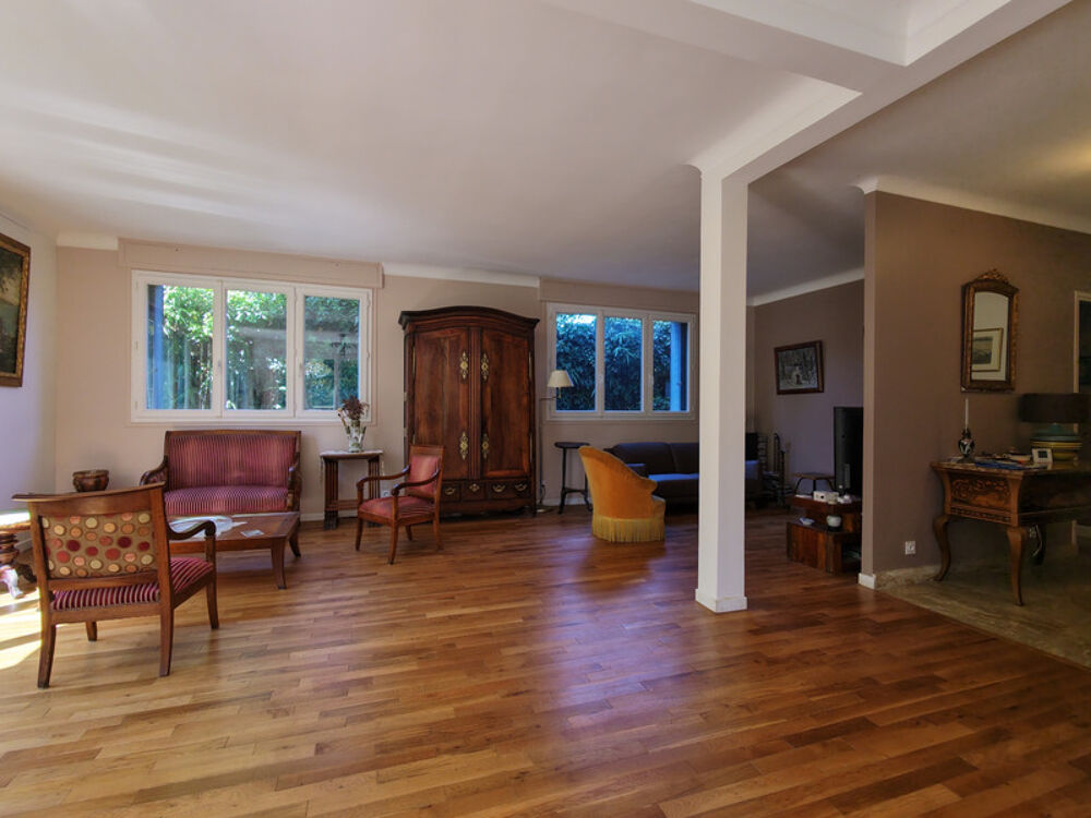 Dpt Hauts de Seine (92), À vendre : Maison familiale d'exception de 217 m2 (290 au sol)  Calme absolu, proche RER Robinson et V