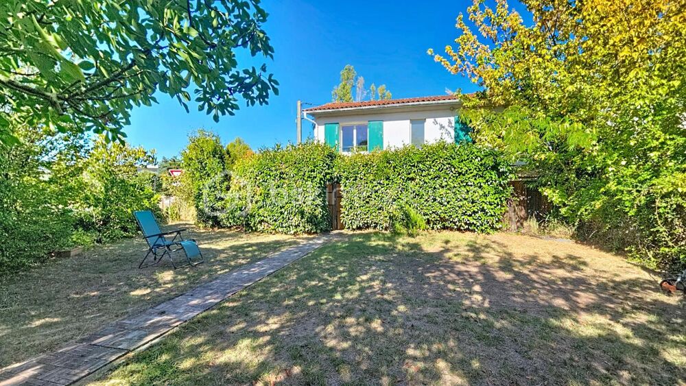 Vente Maison Maison 5 pièces avec 4 chambres, jardin et dépendance Carbon blanc
