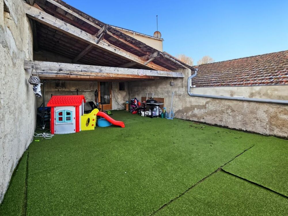 Vente Maison AGREABLE MAISON DE CARACTERE +TERRASSE + GARAGE Vertaizon