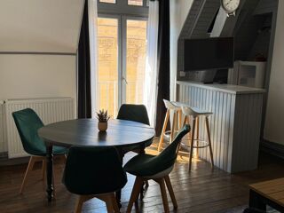  Appartement à louer 3 pièces 72 m²