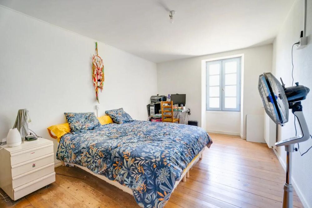 Vente Maison Maison de bourg avec dépendance et jardin – Saint-Juire-Champgil Saint juire champgillon