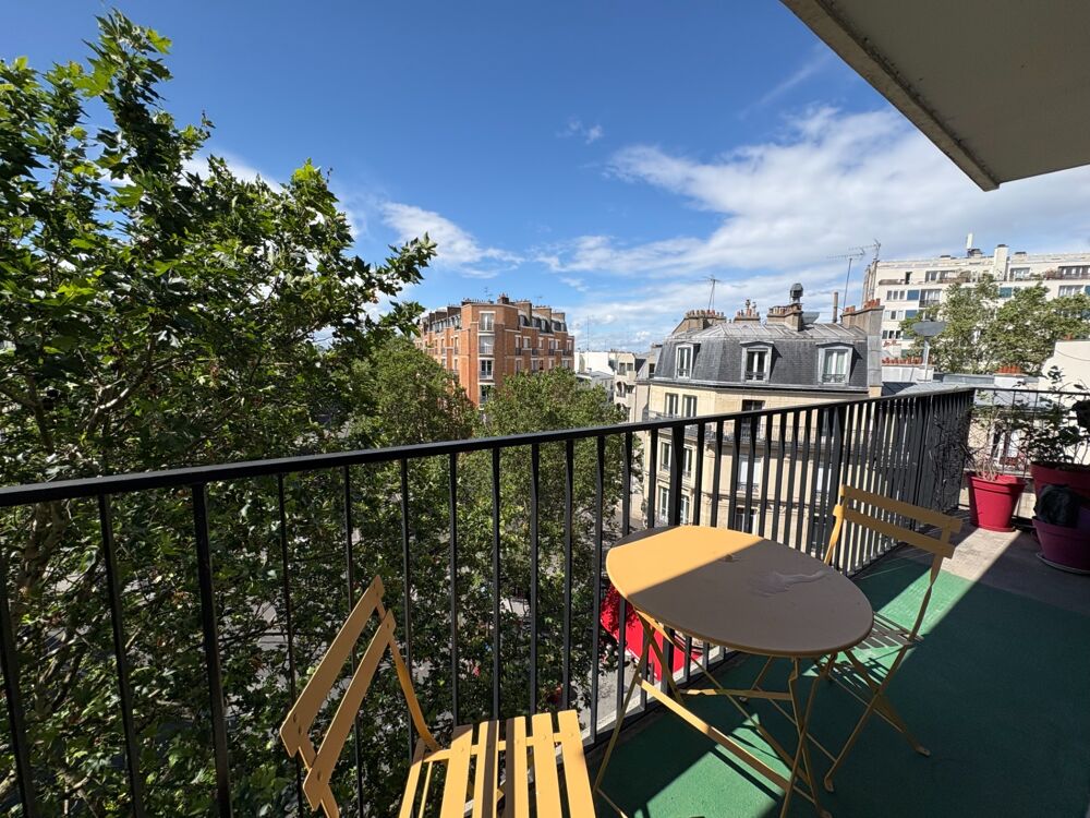 Vente Appartement Paris 18e – Ordener / Marcadet – 6ème étage avec ascenseur, balcon-terrasse et vue dégagée Paris 18