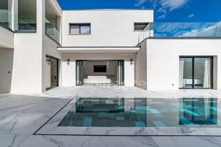  Maison � vendre 5 pi�ces 150 m�