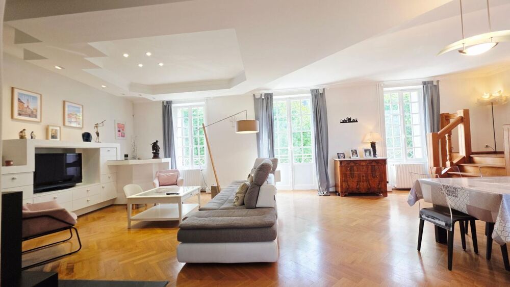 Vente Maison BOURGES CENTRE MAISON DE 191M² 6 PIECES GARAGE JARDIN Bourges