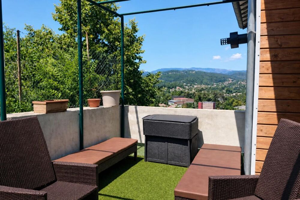 Vente Maison Une perle rare, nichée au cœur d'un écrin de verdure Aubenas