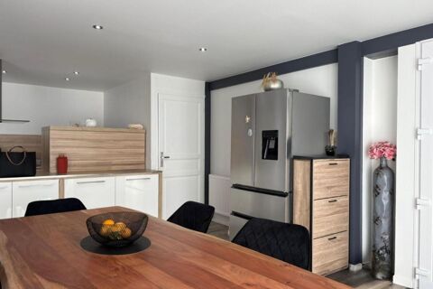   Maison Maison - 4 pi�ce(s) - 140 m�