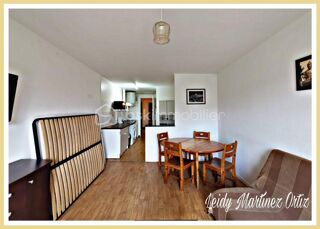  Immeuble  vendre 15 + pices 440 m