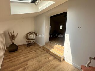  Maison à louer 4 pièces 150 m²