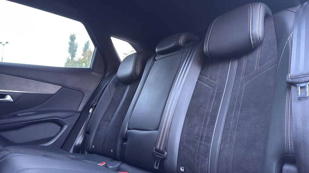 3008 II 1.2 PureTech 130 EAT8 Gt Pack - Automatique Entretien con 2021 occasion 69410 Champagne Au Mont D Or