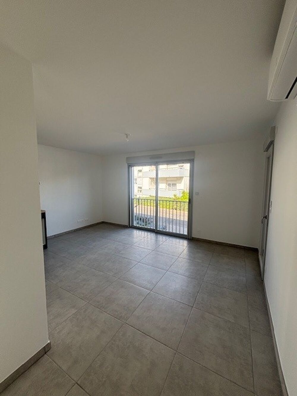 St Etienne Bel Air appartement neuf T2 avec balcon et garage