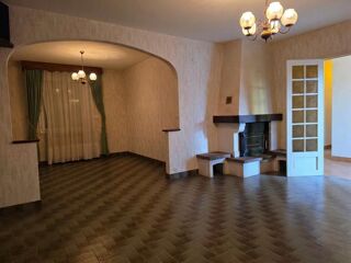 Vente Maison Truyes, 20 min de Tours – Maison 80 m² sur sous-sol total, 2 chambres, 785 m² de terrain Truyes