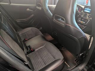 Classe GLA 200 d 7-G DCT Fascination 2017 occasion 78200 Mantes La Jolie