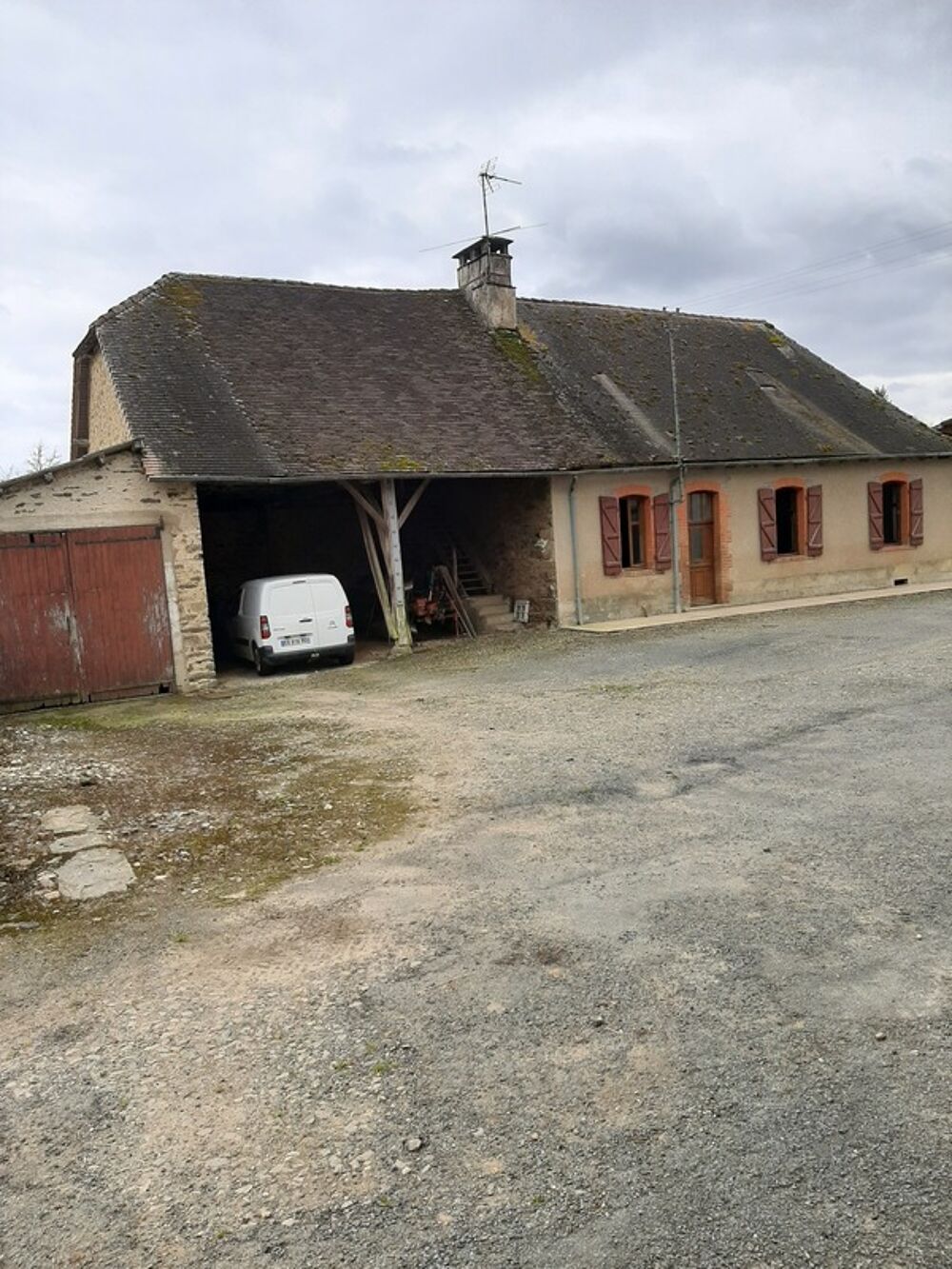 � vendre  Maison Coussac-Bonneval (87500)