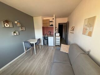  Appartement à louer 1 pièce 18 m² Avignon