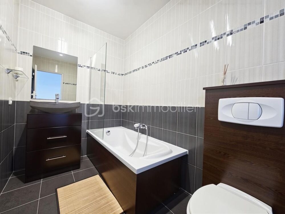 Appartement lumineux à La Foux d'Allos avec terrasse et parking privé