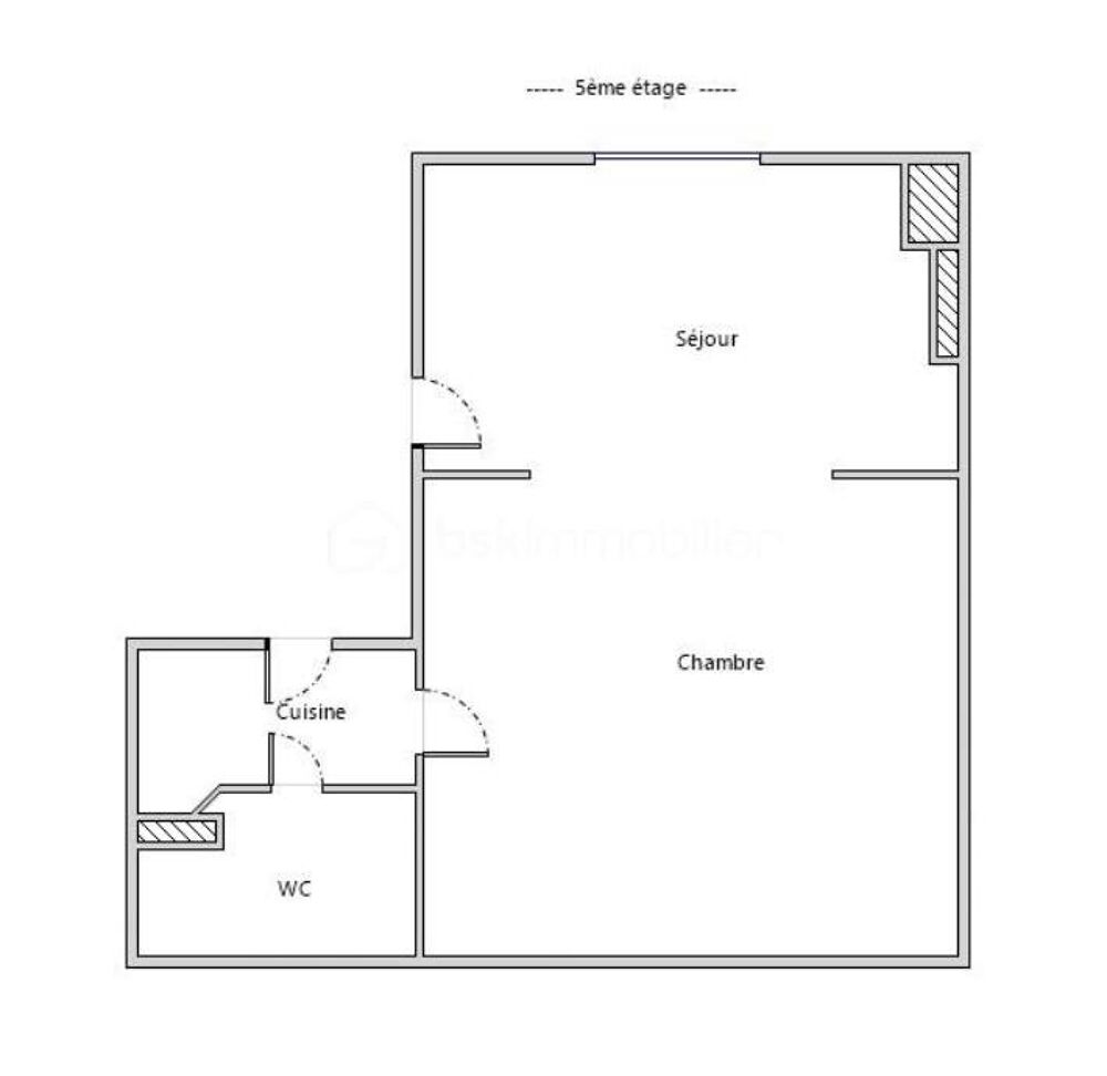 Vente Appartement Vivez l'histoire au cœur de la ville dans un appartement à 2 pas du château de Vincennes au dernier étage ! Vincennes