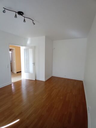  Appartement à louer 1 pièce 35 m²